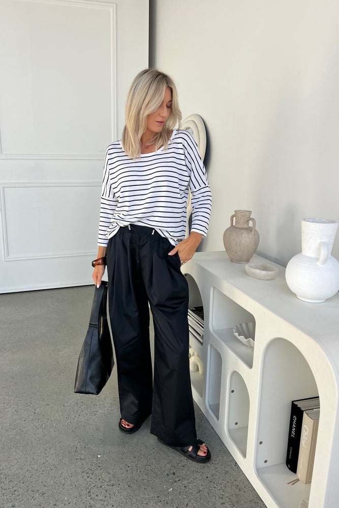 
                  
                    Linen Pant - Black
                  
                