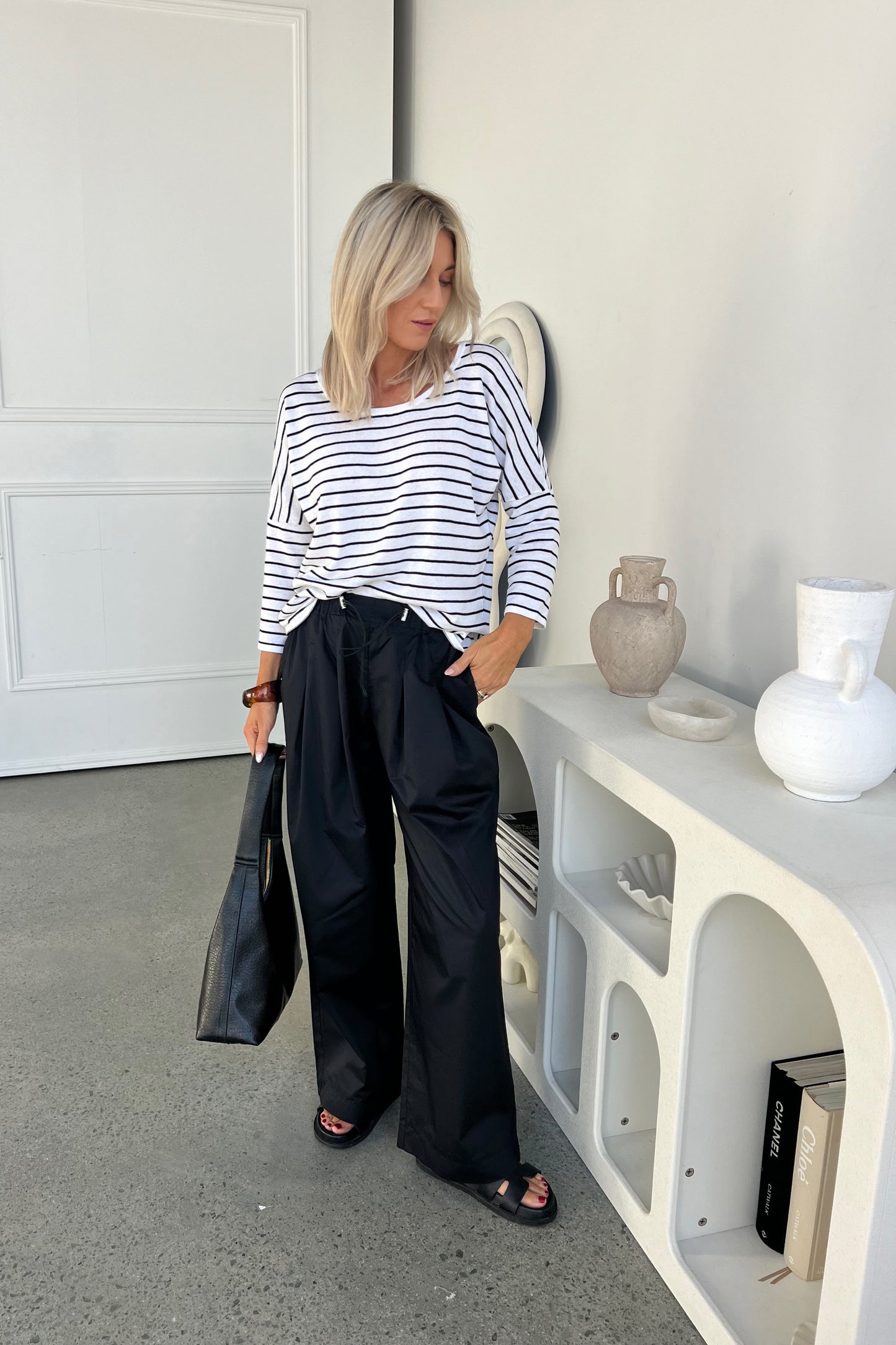 
                  
                    Linen Pant - Black
                  
                